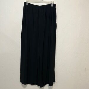 Elegant Black Women's Wide Leg Flowy Pants with Overlaying Chiffon Skirt